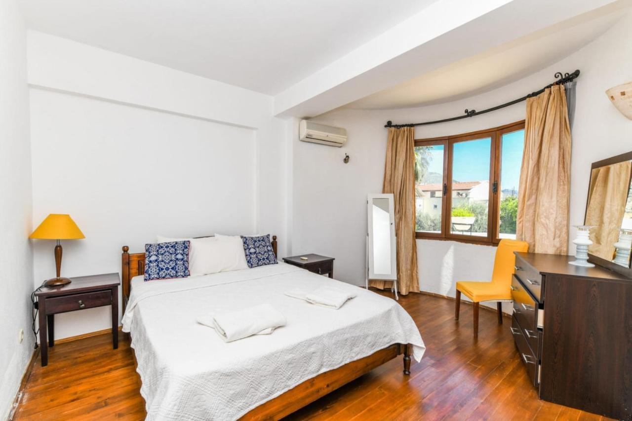 Duplex House With Shared Pool Near Beach In Kalkan Apartment ภายนอก รูปภาพ
