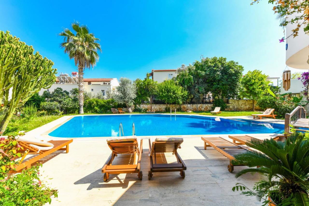 Duplex House With Shared Pool Near Beach In Kalkan Apartment ภายนอก รูปภาพ